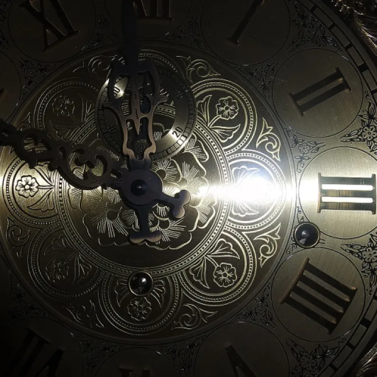 Comment choisir la lunette loupe idéale pour homme dans l’univers de l’horlogerie de luxe